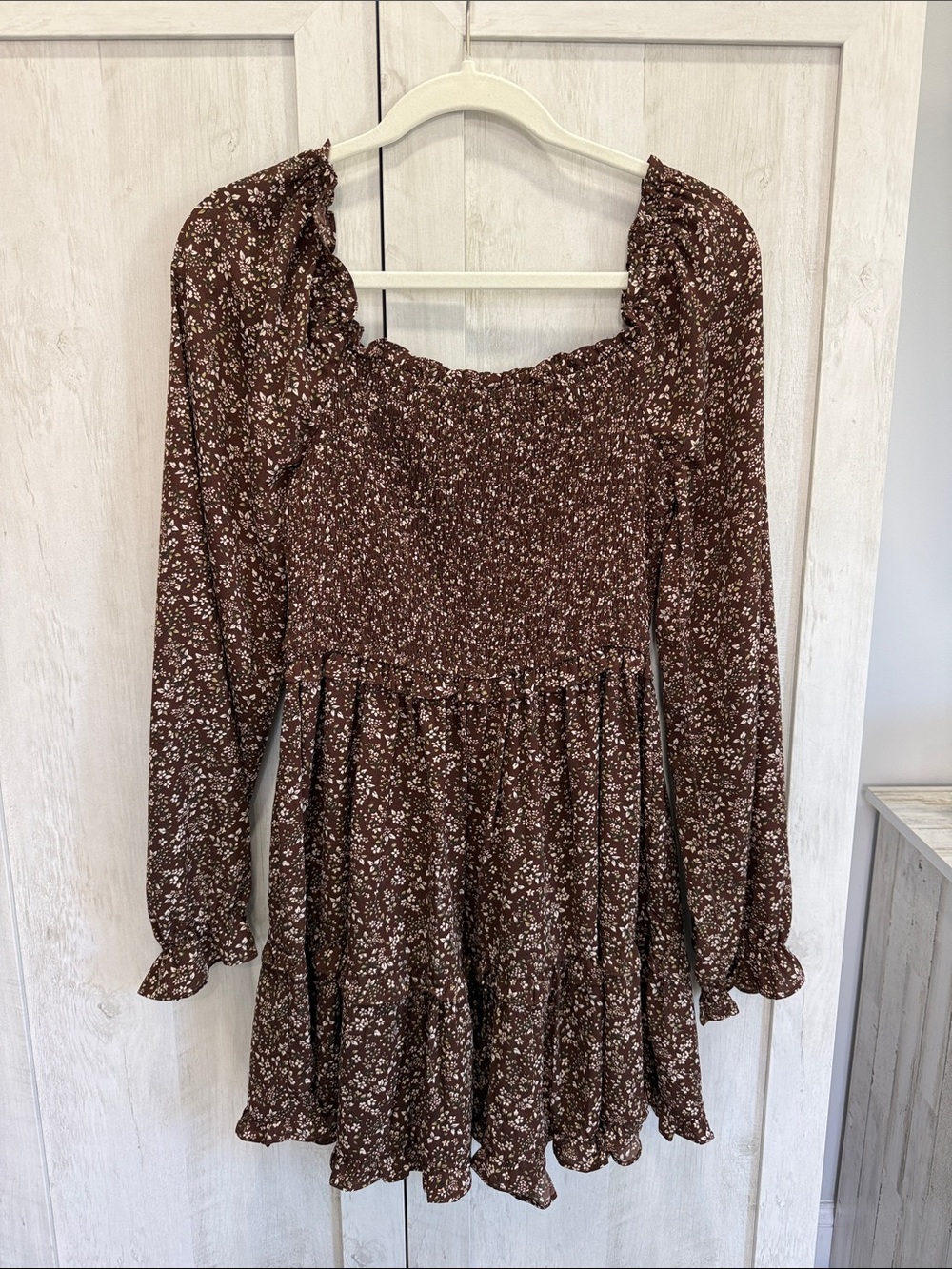 Forever 21 Brown Floral Long-Sleeve Smocked Mini Dress